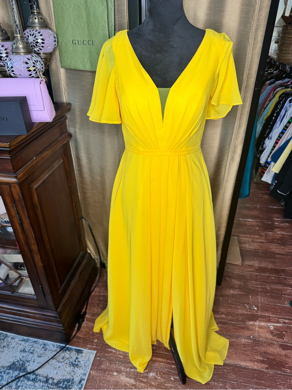 LAVETIR Yellow Maxi Dress Medium Flutter Sleeve Plunge Formal Wedding Guest - Picture 10 of 10